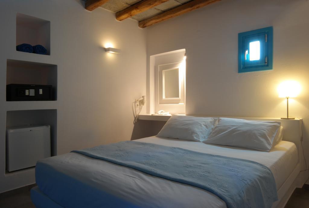 Miramare Hotel Folégandros Habitación foto